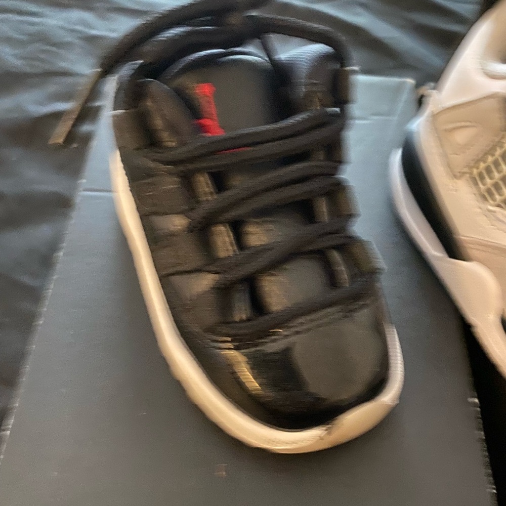 Jordan retro 11 low